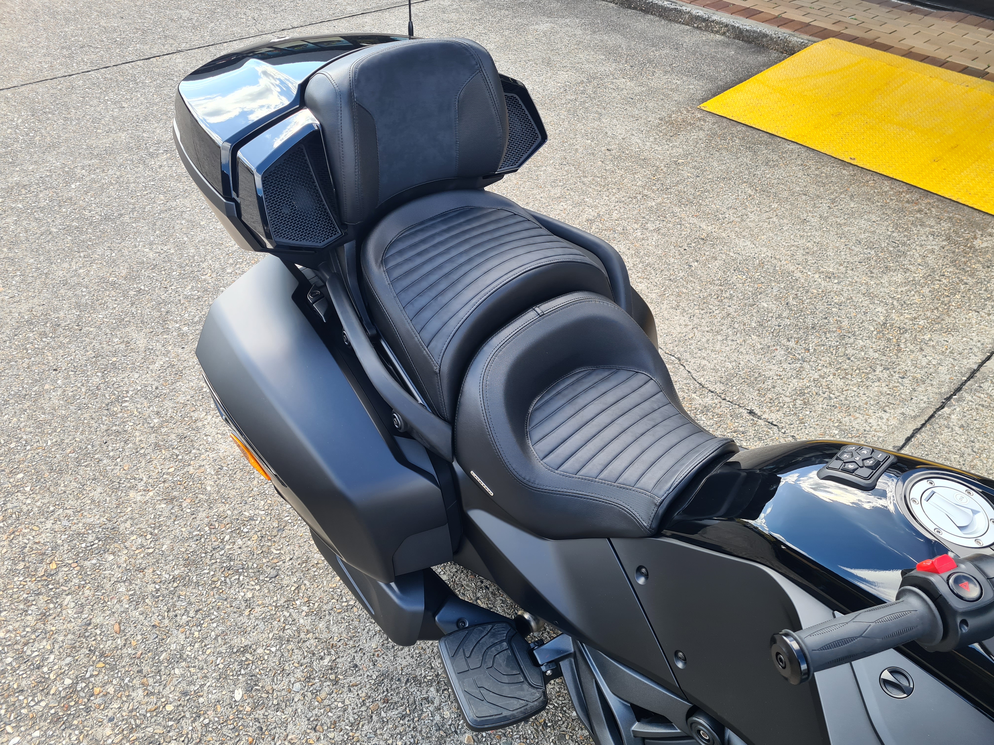 2022 Spyder F3 Ltd - 10